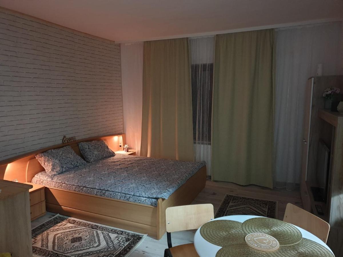 Lucky Residence Astra 1 Braşov Esterno foto