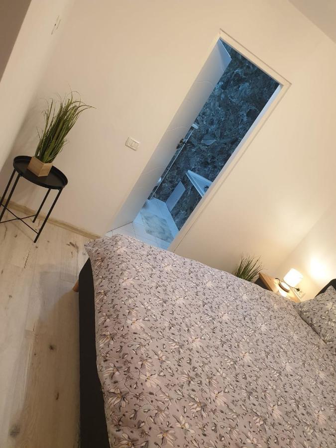 Lucky Residence Astra 1 Braşov Esterno foto